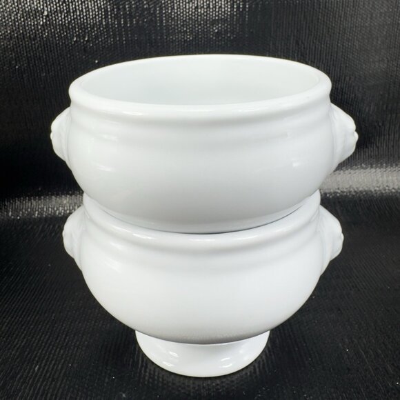 Bistro By Over And Back Lions Head White Porcelain Pedestal Bowl Dish Set 2 VTG - Picture 13 of 16